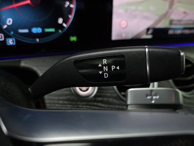 MERCEDES-BENZ E-CLASS - 9