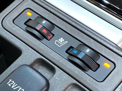 TOYOTA LAND CRUISER PRADO - 6