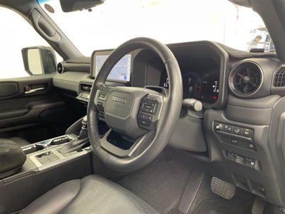 TOYOTA LAND CRUISER 250 - 8