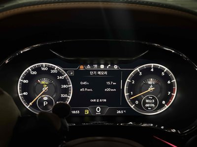 صورة 7 لـ 2020 Bentley CONTINENTAL