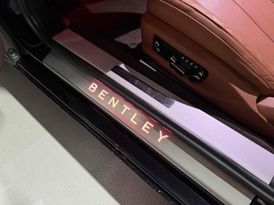 صورة 9 لـ 2020 Bentley CONTINENTAL