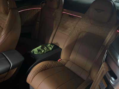 صورة 10 لـ 2020 Bentley CONTINENTAL