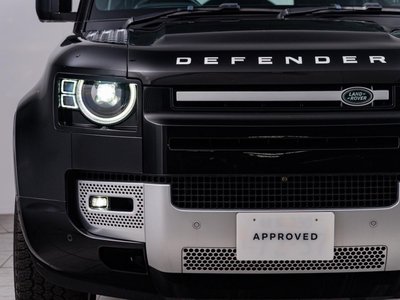 LAND ROVER DEFENDER - 10