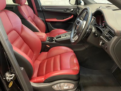 2019 Porsche MACAN — миниатюра 31
