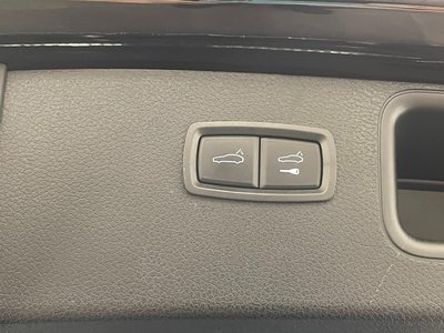 2019 Porsche MACAN — миниатюра 62