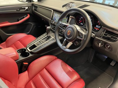 2019 Porsche MACAN — миниатюра 32