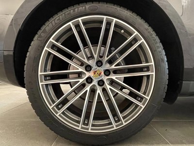 2019 Porsche MACAN — миниатюра 16