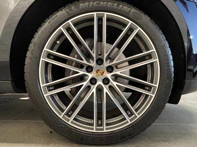 2019 Porsche MACAN — миниатюра 15
