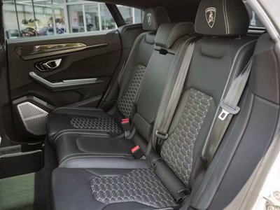 2022 Lamborghini URUS 照片 8