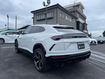 2022 Lamborghini URUS — миниатюра 15