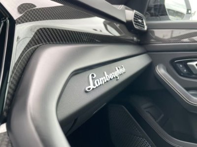 2022 Lamborghini URUS — миниатюра 20