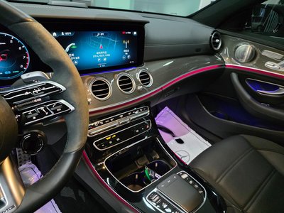 MERCEDES-BENZ E-CLASS - 9