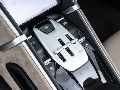 FERRARI ROMA SPIDER - 7