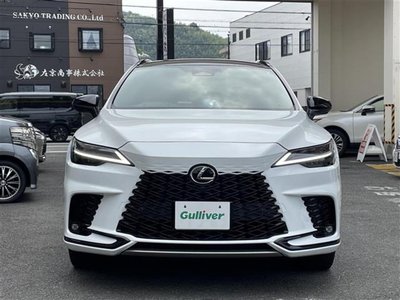 صورة 4 لـ 2025 Lexus RX