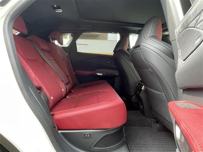 صورة مصغرة 19 لـ 2025 Lexus RX