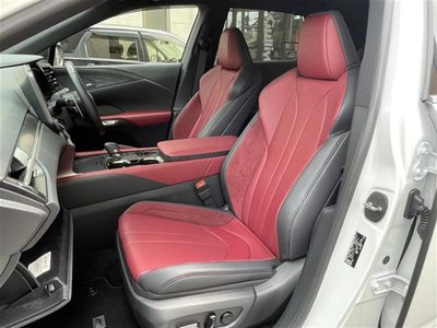 صورة مصغرة 18 لـ 2025 Lexus RX