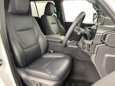 2024 Toyota LAND CRUISER 250 — миниатюра 18