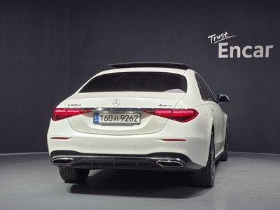 2022 Mercedes-BENZ S-CLASS photo 3