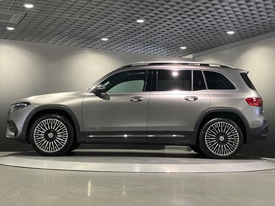 MERCEDES-BENZ EQB - 9