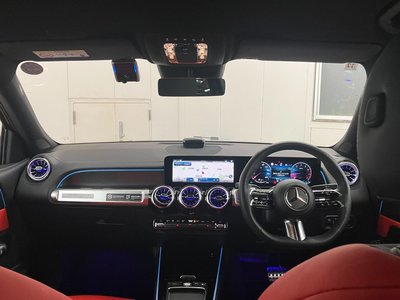 MERCEDES-BENZ GLB - 9