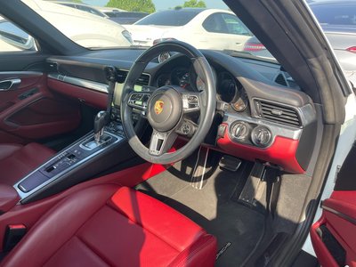 2016 Porsche 911 — миниатюра 21