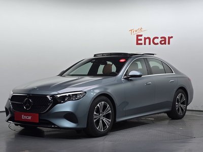 MERCEDES-BENZ E-CLASS - 1