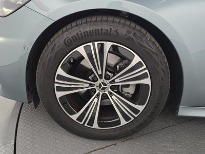 MERCEDES-BENZ E-CLASS - 6