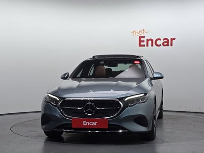 MERCEDES-BENZ E-CLASS - 2