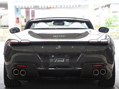 FERRARI ROMA SPIDER - 6