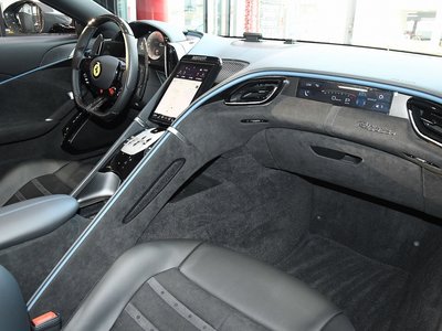 FERRARI ROMA SPIDER - 3