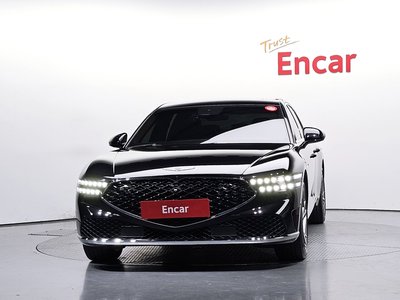 صورة 2 لـ 2022 Genesis G90 (RS4)