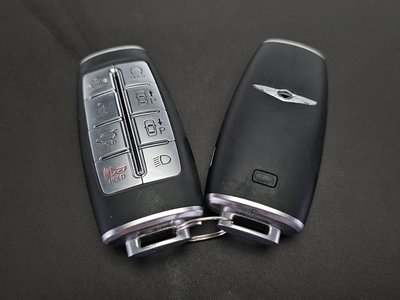 2022 Genesis GV80 thumbnail 34