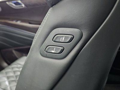 2022 Genesis GV80 thumbnail 33