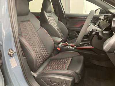 2025 AUDI RS3 SEDAN — миниатюра 24