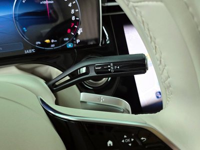 MERCEDES-BENZ E-CLASS - 9