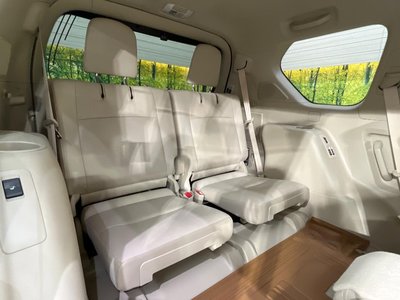 TOYOTA LAND CRUISER PRADO - 10