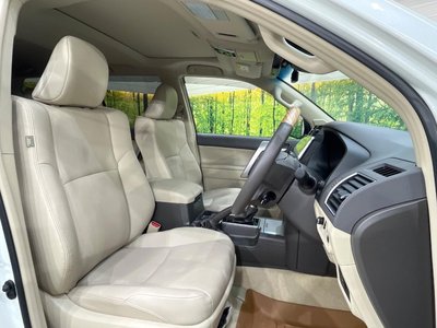 TOYOTA LAND CRUISER PRADO - 8