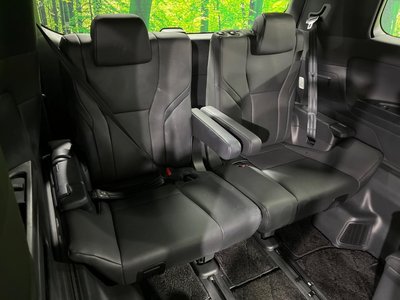 صورة 10 لـ 2024 Toyota ALPHARD