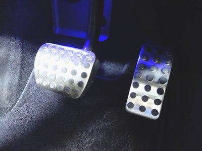 MERCEDES-BENZ GLA - 9