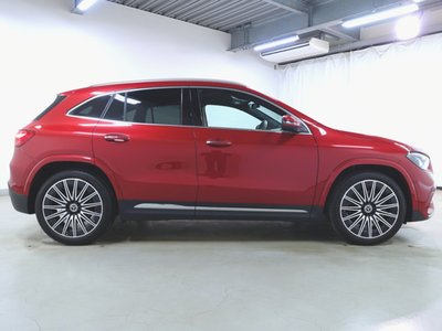 MERCEDES-BENZ GLA - 8