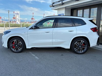 2025 BMW X1 — миниатюра 11