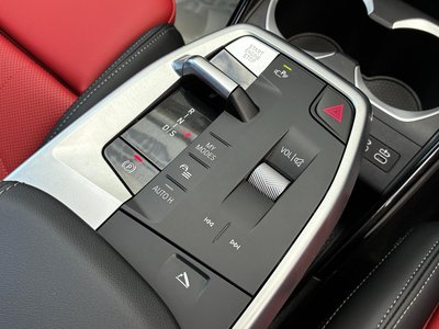 2025 BMW X1 — миниатюра 17