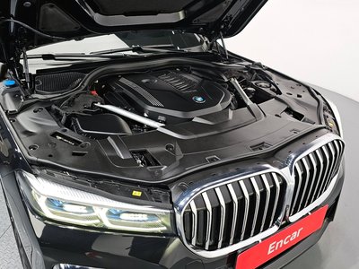 BMW 7 SERIES - 7