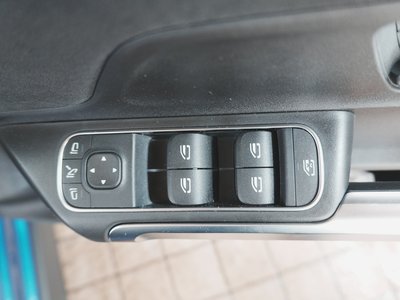 2025 Mercedes-BENZ GLB AMG 缩略图 34