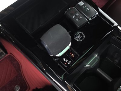 2025 LAND Rover RANGE ROVER SPORT 缩略图 12