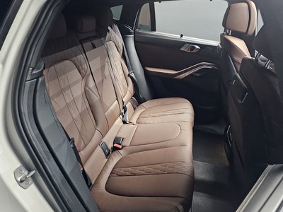 2024 BMW X6 thumbnail 17