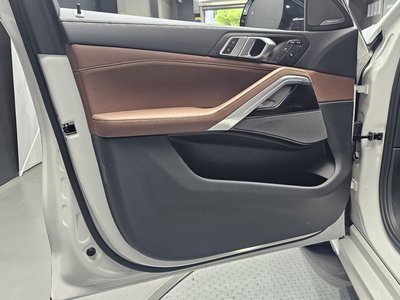 2024 BMW X6 thumbnail 14