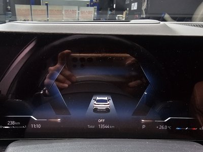 2024 BMW X6 thumbnail 11