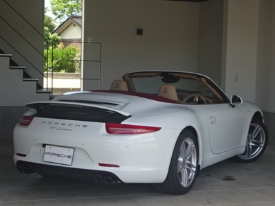 PORSCHE 911 - 8