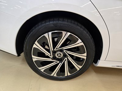 MERCEDES-BENZ E-CLASS - 6